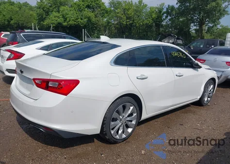 2017 Chevrolet Malibu Premier z USA, uszkodzony, nr VIN 1G1ZH5SX5HF216886